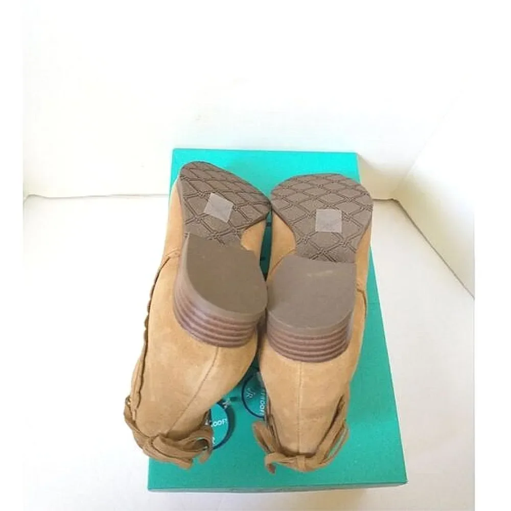 New! JACK ROGERS Charlotte Scalloped Suede Ankle Booties Boots Waterproof Oak